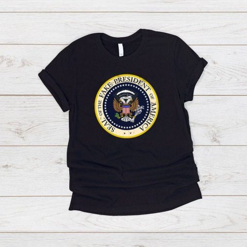 Fake Presidential Seal of the United States T-Shirt Trump Fake Russian presidential seal 45 is a puppet Parody Presidential Seal politic