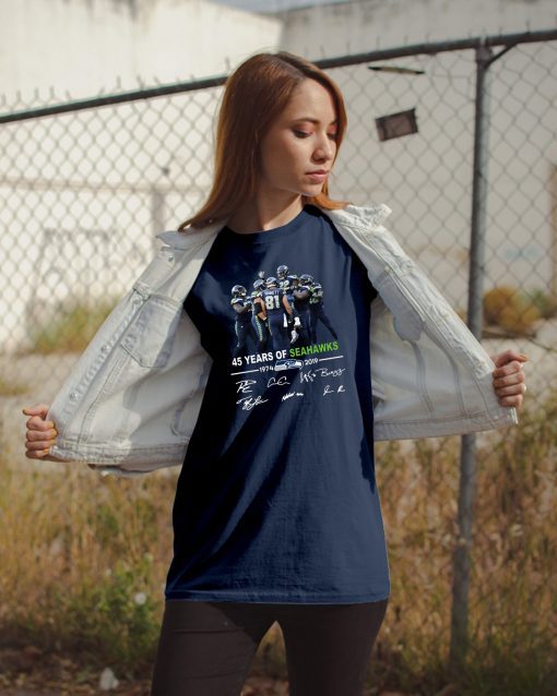 45 years of seahawks 1947-2019 signatures Classic Tee Shirt