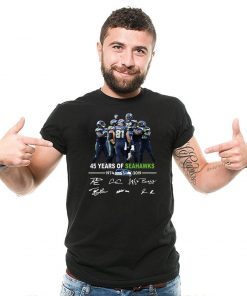 45 years of seahawks 1947-2019 signatures Classic Tee Shirt