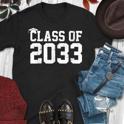 Class Of 2033 Grow With Me Graduation First Day Of School T-Shirt