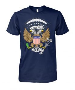 Trump fake russian presidential seal 45 is a puppet political Tee Shirts