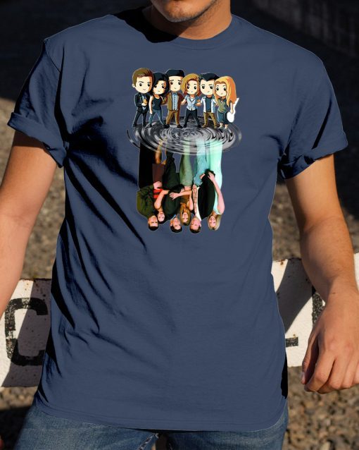 Friends tv characters chibi water reflection shirt