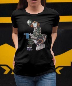 It pennywise green bay packers sitting on chicago bears shirt