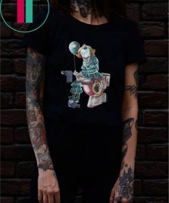 It pennywise philadelphia eagles sitting on washington redskins shirt