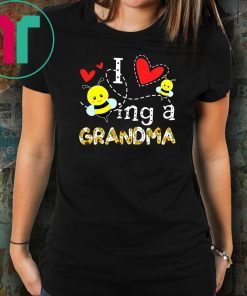 Sunflower Bee I love being a grandma shirt