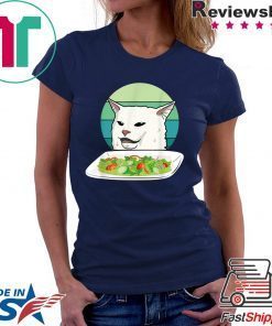 Angry women yelling at confused cat at dinner table meme T-Shirt