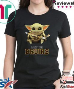 Star Wars Baby Yoda hug Boston Bruins shirt