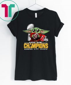 Baby Yoda Hug Kansas City Chiefs LIVE Super Bowl Champions 2020 T-Shirt