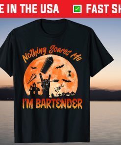 Nothing Scares Me I'm Bartender Rock Hand Sign Bartender T-Shirt