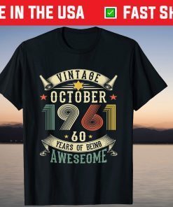 Vintage Born In October 1961 60th Birthday 60 Years Old Tee Shirt