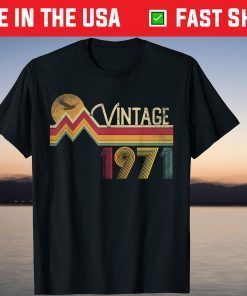 Vintage October 1971 50th Birthday 50 Years Old Gift T-Shirt