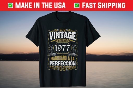 Vintage 1977 44th Birthday 44 Year Old T-Shirt