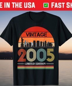 Vintage 2005 Limited Edition 16th Birthday 16 Year Old T-Shirt