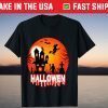 Vintage Style Haunted House - Happy Halloween T-Shirt