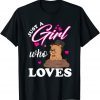 Happy Groundhog Day 2022 Just A Girl Who loves Groundhogs Classic Shirt
