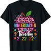 Leopard Apple Teaching Kindergarten Teacher Twosday 2-22-22 Gift Shirt