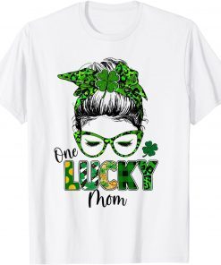 One Lucky Mom Messy Bun Shamrock St Patrick's Day Unisex Shirt