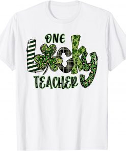 One Lucky Teacher leopard plaid St Patrick’s Day 2022 Gift Shirt