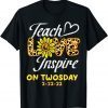 Teach Love Inspire Twosday 2-22-22 Twos Day Teacher Classic Shirt