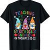 Teaching 10th Grade Teacher on Twosday 2-22-22 Teacher Classic Shirt