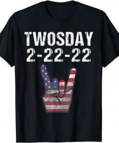 Twosday 02-22-2022 Tuesday February 2nd 2022 Date USA Flag Classic Shirt