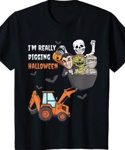 I'm Really Digging Halloween Skeleton Zombie Vintage TShirt