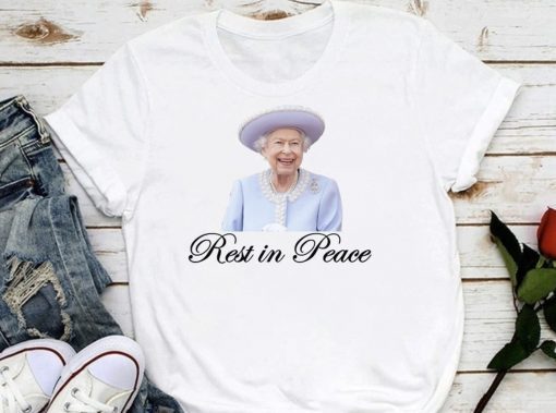 RIP Queen Elizabeth II Classic TShirt