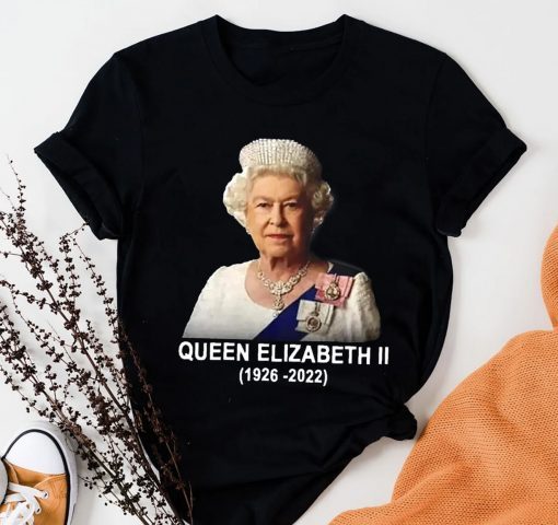 Queen Elizabeth II Platinum Jubilee Rip Queen Elizabeth 1926-2022 Tee Shirt