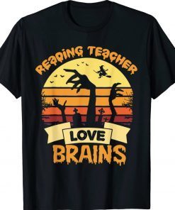 Reading Teachers Love Brains Zombie Teacher School Halloween 2023 T-Shirt