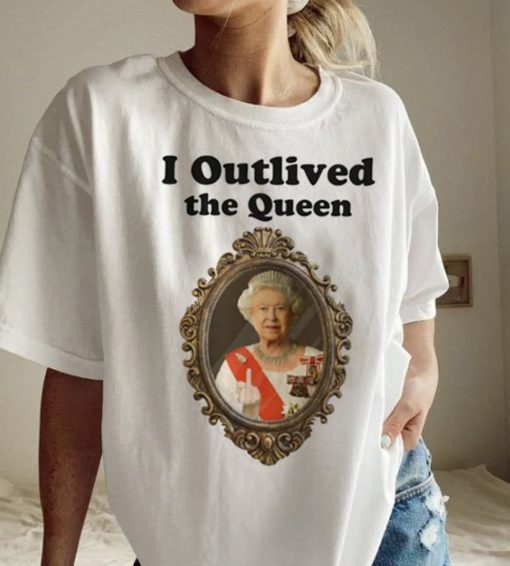 I Outlived The Queen Thanks For The Memories Unisex TShirt