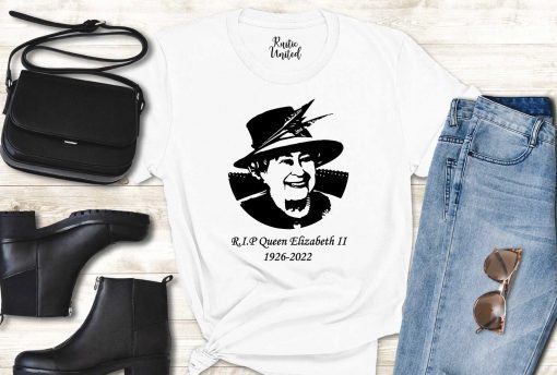 RIP Queen Elizabeth II 1926-2022 Rest In Peace Queen Elizabeth Tee Shirt