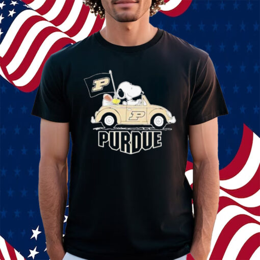 Snoopy and Woodstock driving car purdue boilermakers 2023 T-shirt