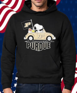 Snoopy and Woodstock driving car purdue boilermakers 2023 T-shirt Hoodie