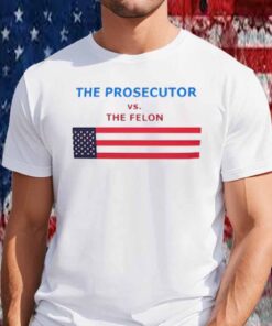 Prosecutor vs The Felon 2024 T-Shirt