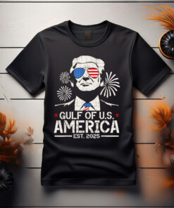 Funny Trump Gulf Of USA America 2025 Happy 4th Of July Trump T-Shirt